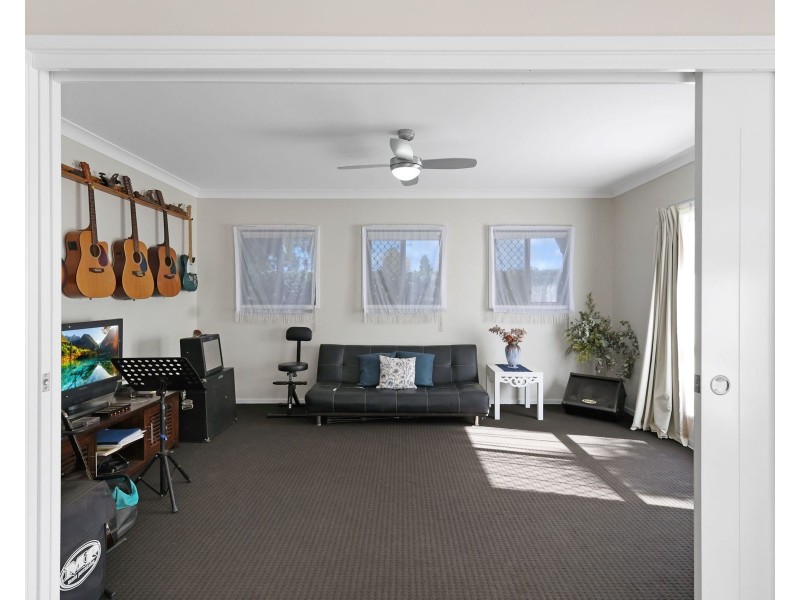 11 Colonial Drive, Gowrie Junction QLD 4352