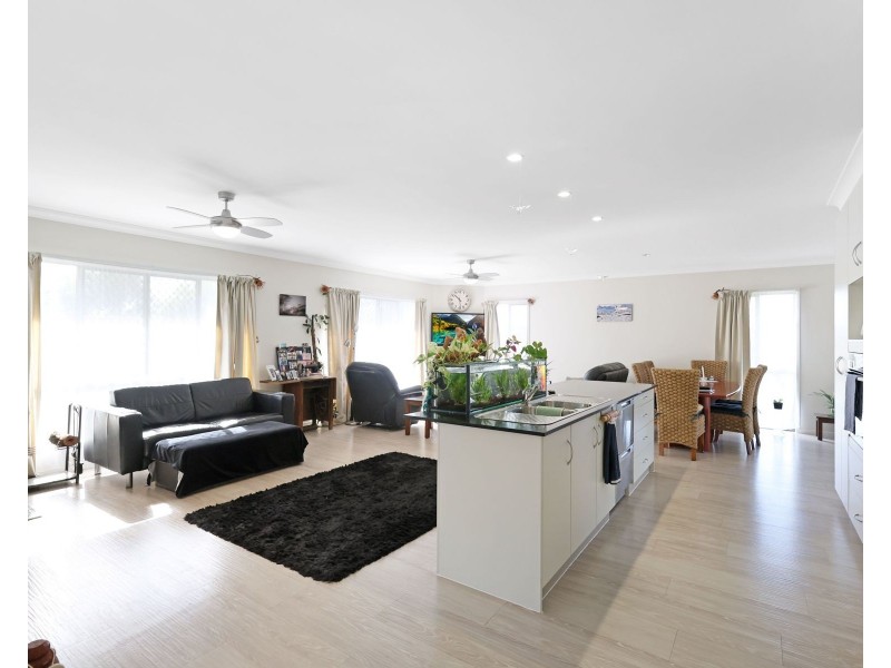 11 Colonial Drive, Gowrie Junction QLD 4352