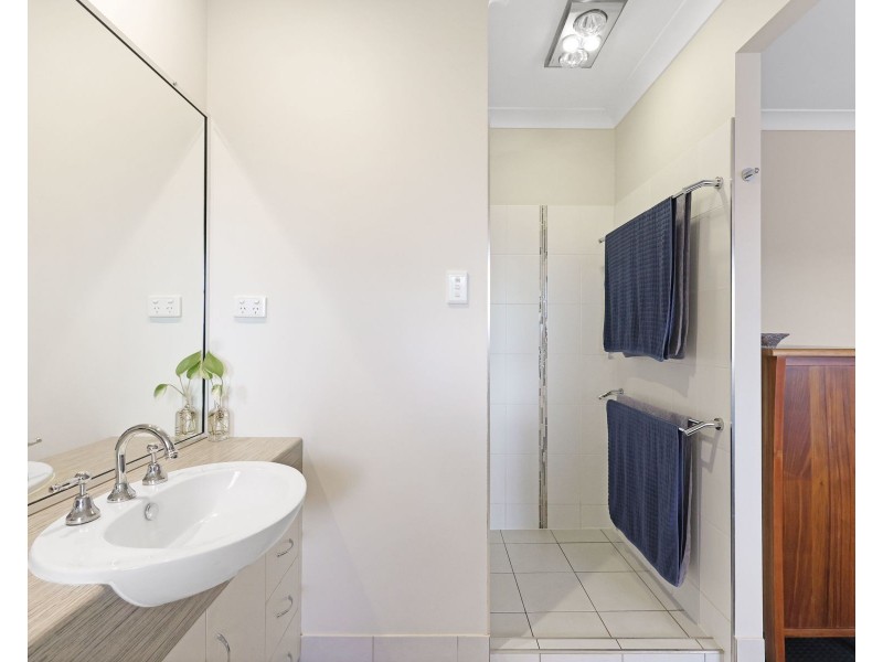 11 Colonial Drive, Gowrie Junction QLD 4352