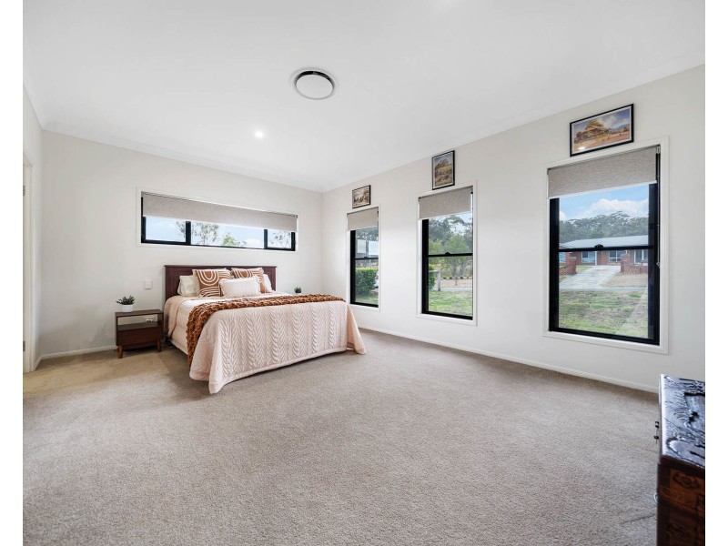 22 Roderick Drive, Cotswold Hills QLD 4350