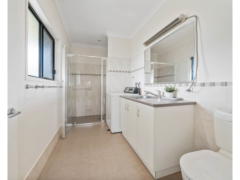 22 Roderick Drive, Cotswold Hills QLD 4350