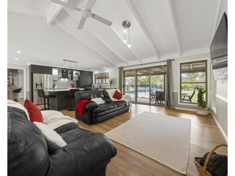 292 Glenvale Road, Glenvale QLD 4350