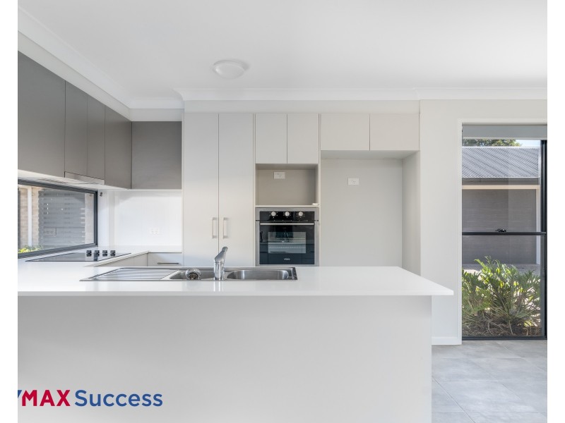 8/28 Ellis Street, Wilsonton QLD 4350