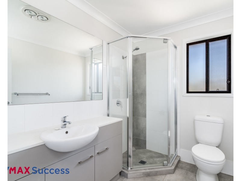 8/28 Ellis Street, Wilsonton QLD 4350