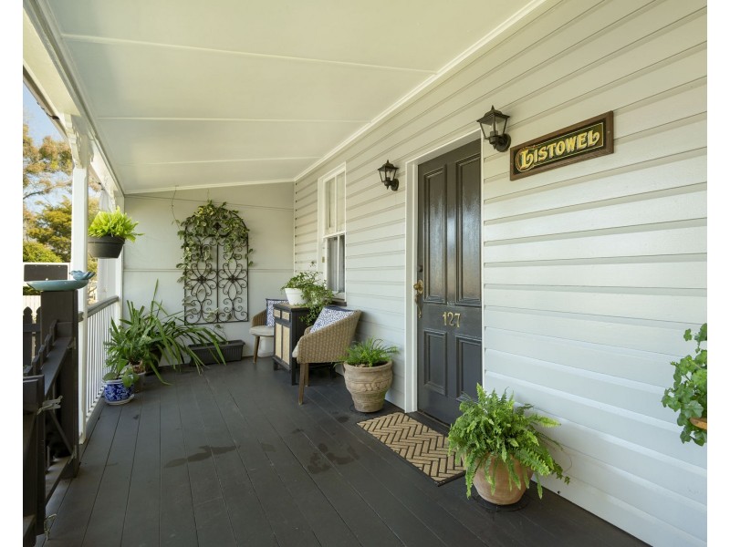 127 James Street, East Toowoomba QLD 4350
