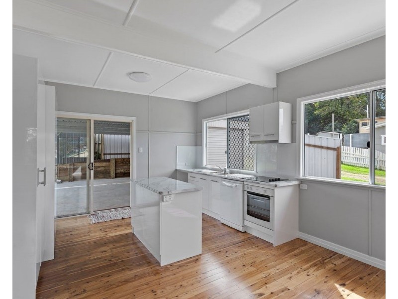 87 Vanity Street, Rockville QLD 4350