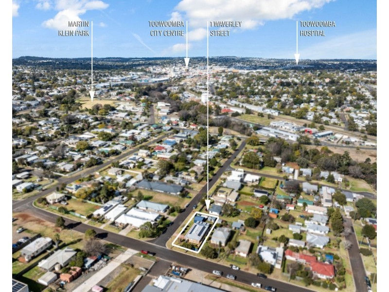 1 Waverley Street, North Toowoomba QLD 4350