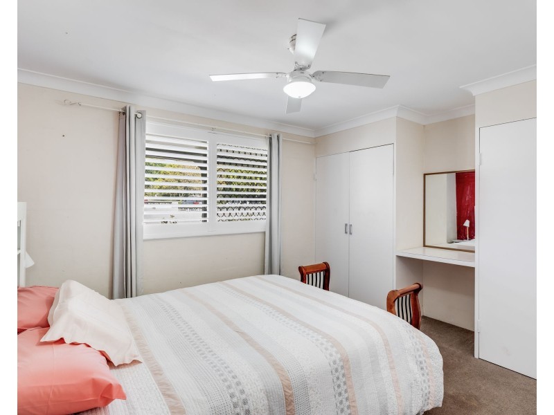 15 Carey Street, Kearneys Spring QLD 4350
