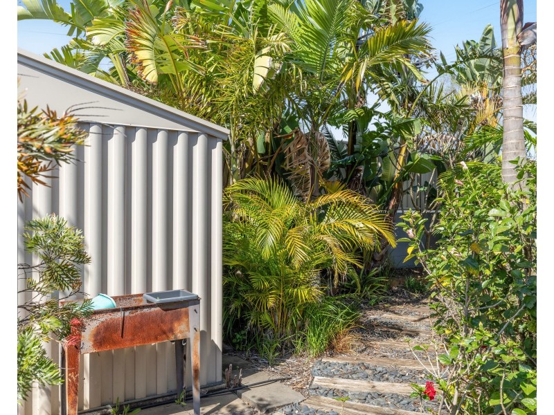 15 Carey Street, Kearneys Spring QLD 4350