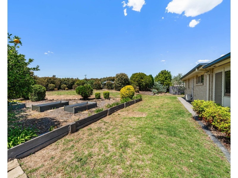 5 Corella Street, Meringandan West QLD 4352