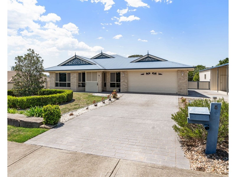 5 Corella Street, Meringandan West QLD 4352