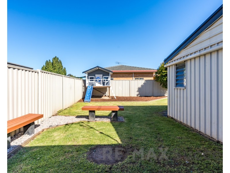 36 Tomkinson Street, Wilsonton QLD 4350