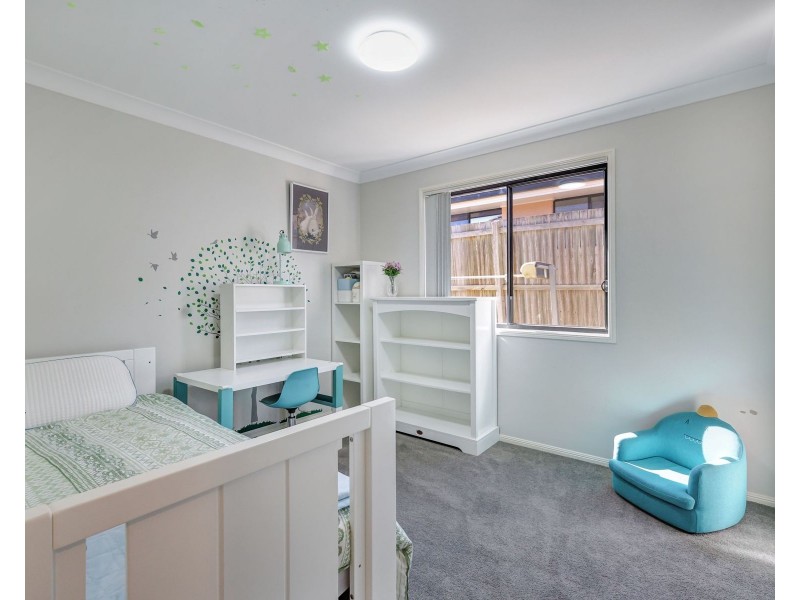 97 Nelson Street, Middle Ridge QLD 4350