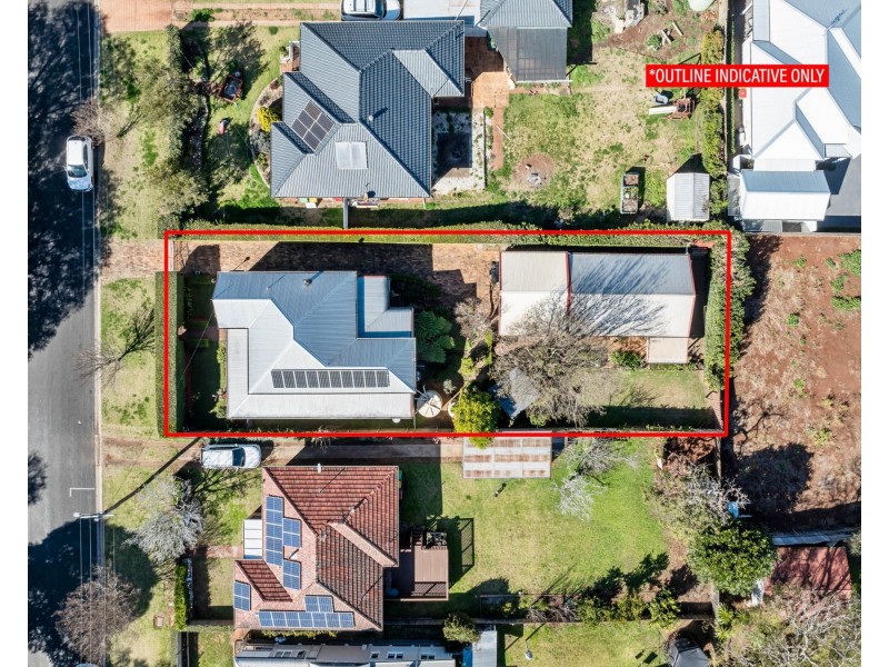 16 Robinson Street, North Toowoomba QLD 4350