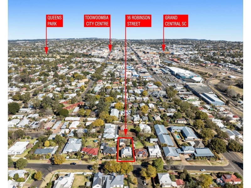 16 Robinson Street, North Toowoomba QLD 4350