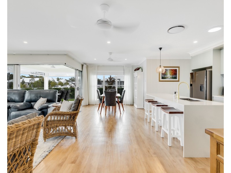 2/31 ONeill Circuit, Kearneys Spring QLD 4350