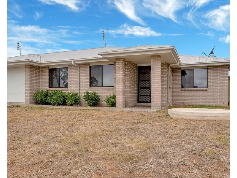 2/19 Fairfax Street, Cambooya QLD 4358