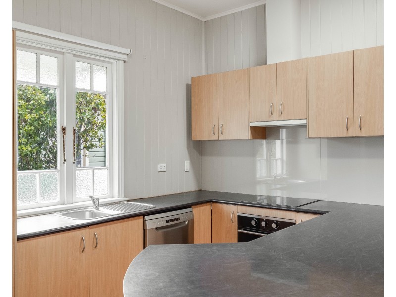 22 Eton Street, East Toowoomba QLD 4350