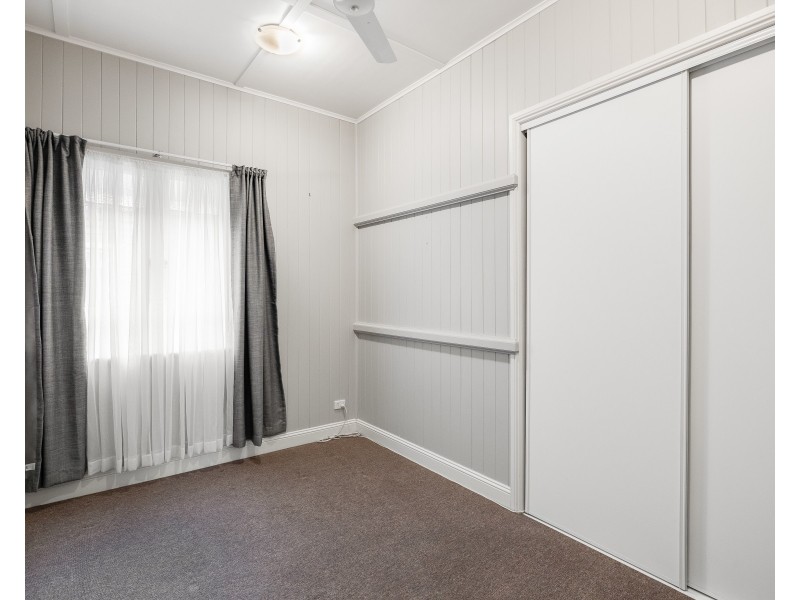 22 Eton Street, East Toowoomba QLD 4350