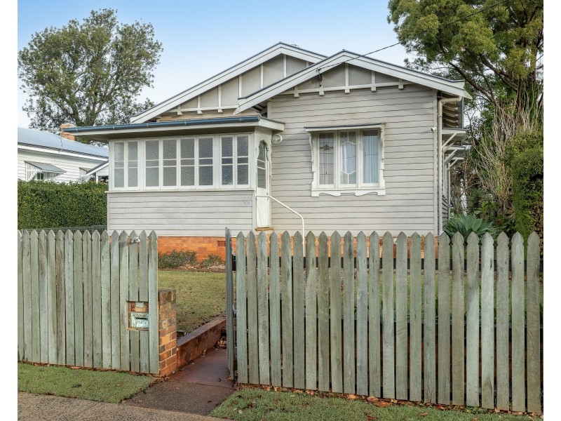 22 Eton Street, East Toowoomba QLD 4350