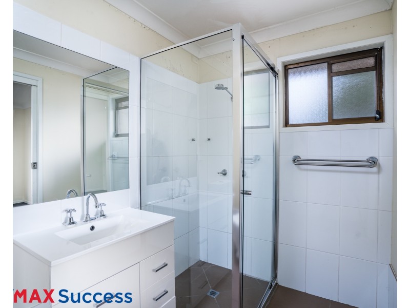 90 McDougall Street, Wilsonton QLD 4350