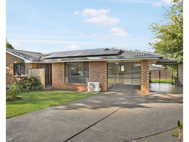 12 Bond Court, Darling Heights QLD 4350