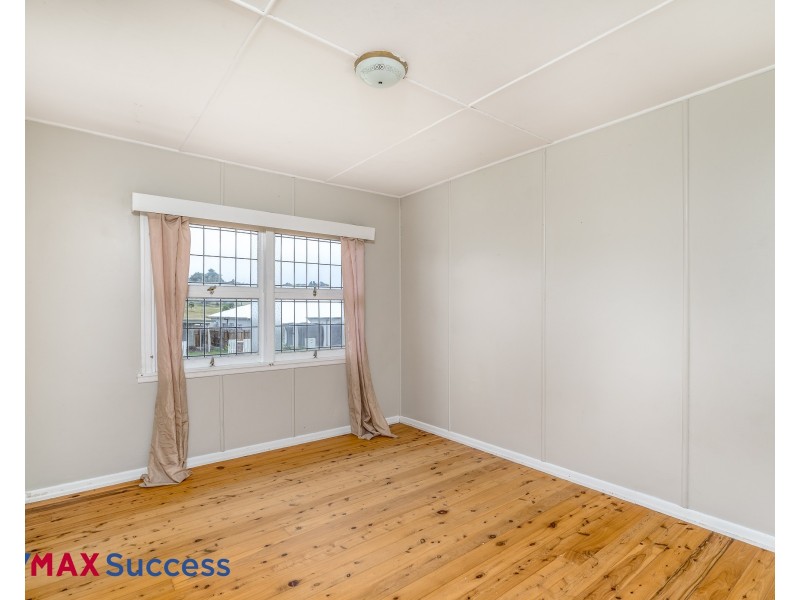 10 Teesdale Avenue, Newtown QLD 4350