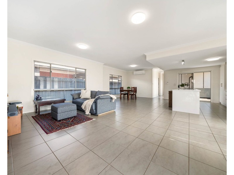 18/21 Andersson Court, Highfields QLD 4352