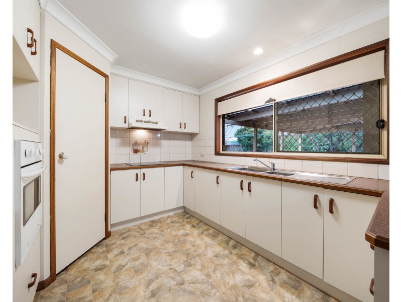 17 Westfield Drive, Westbrook QLD 4350