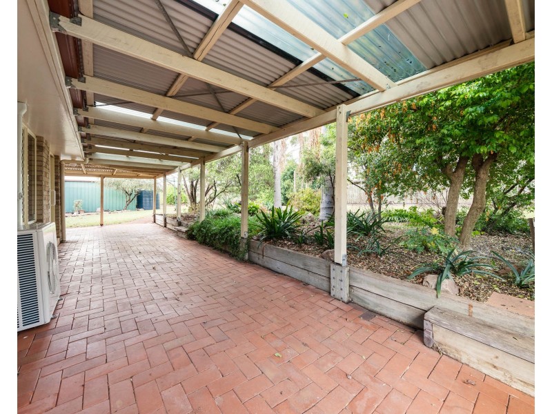 17 Westfield Drive, Westbrook QLD 4350