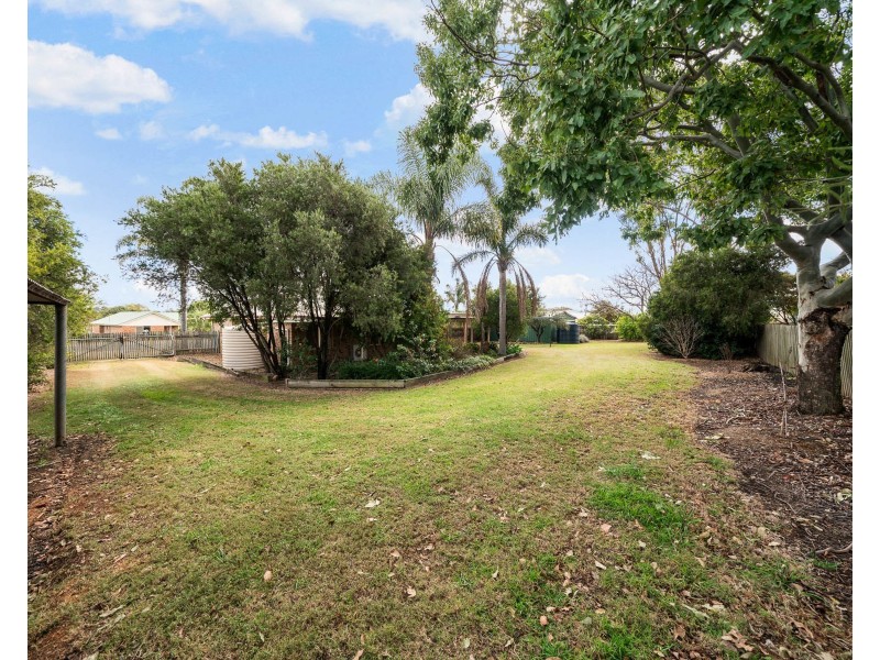 17 Westfield Drive, Westbrook QLD 4350