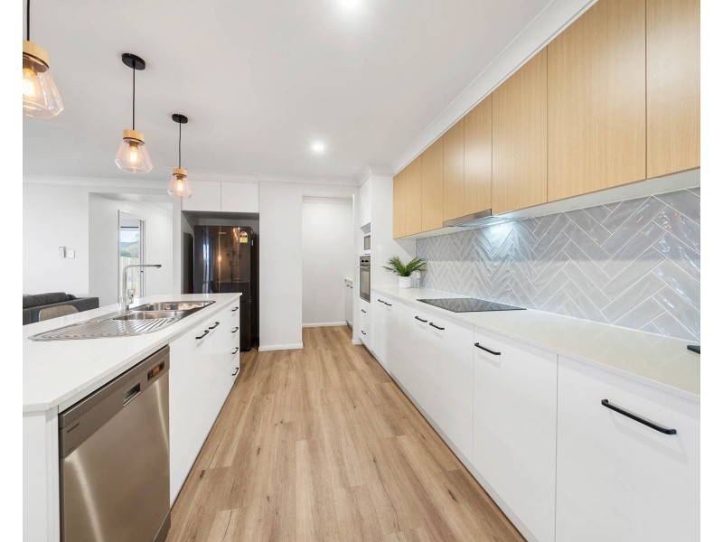 5 Keding Road, Westbrook QLD 4350