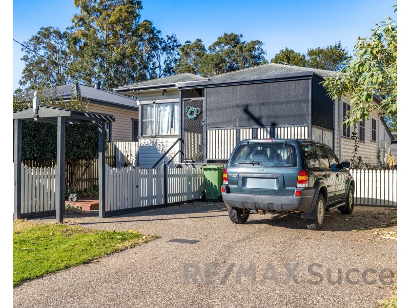 18 Weetwood Street, Newtown QLD 4350
