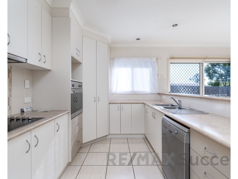 2/180A Jellicoe Street, Newtown QLD 4350