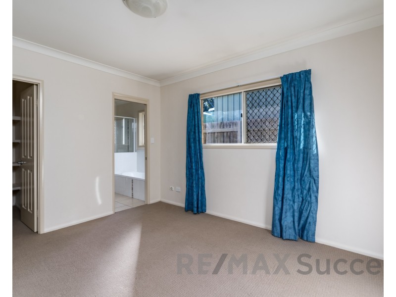 2/180A Jellicoe Street, Newtown QLD 4350