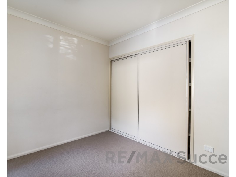 2/180A Jellicoe Street, Newtown QLD 4350