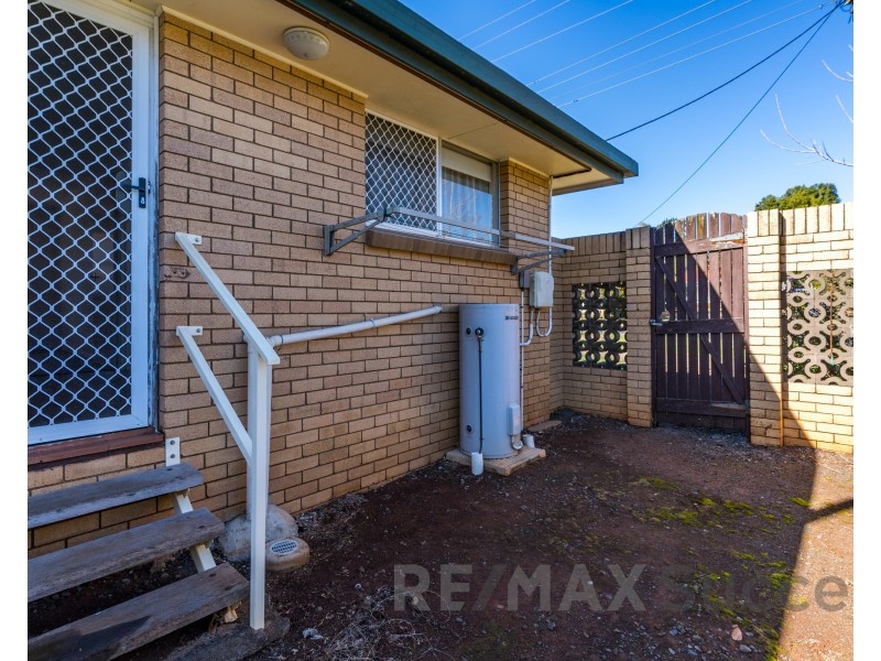 1/15 Perth Street, Rangeville QLD 4350
