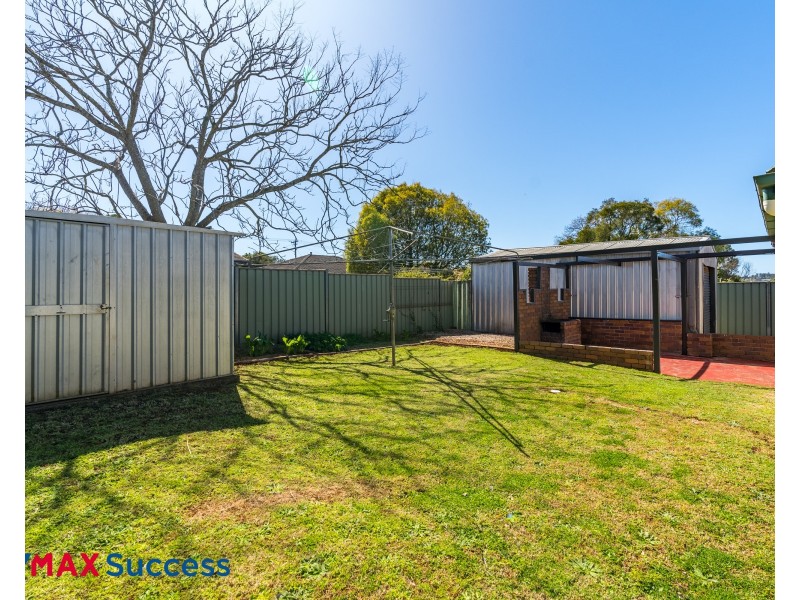 25 Quelch Street, Rockville QLD 4350