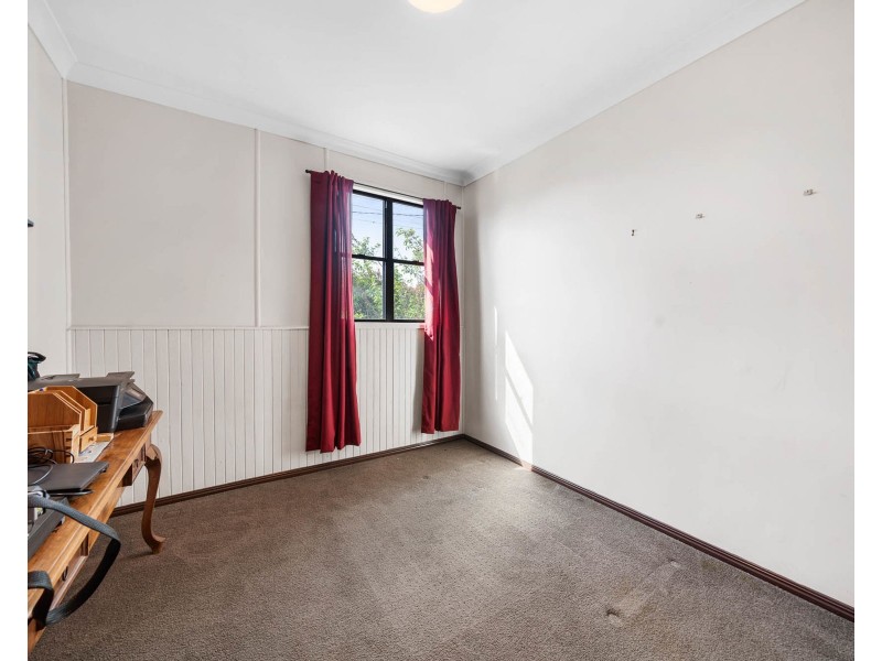 2 Allan Street, North Toowoomba QLD 4350
