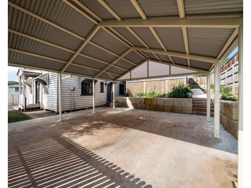 2 Allan Street, North Toowoomba QLD 4350