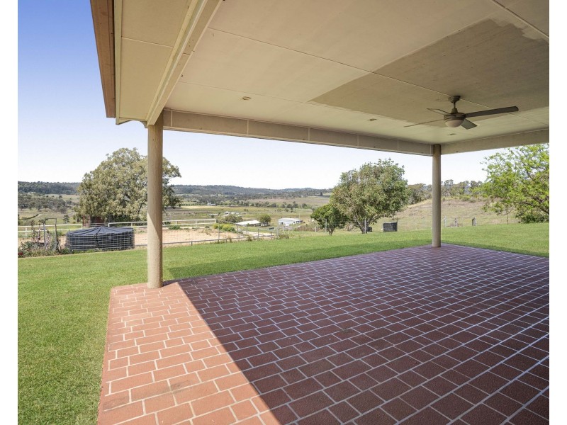 8a Junction Drive, Gowrie Junction QLD 4352