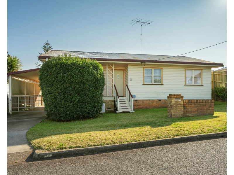 1 Katherine Street, North Toowoomba QLD 4350