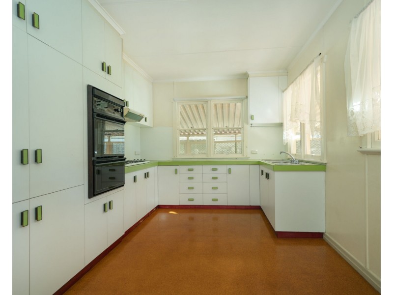 1 Katherine Street, North Toowoomba QLD 4350