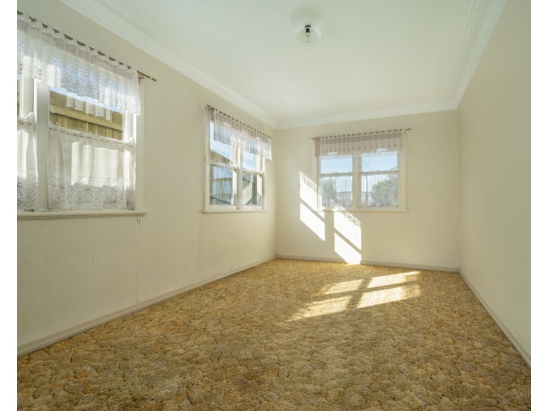 1 Katherine Street, North Toowoomba QLD 4350