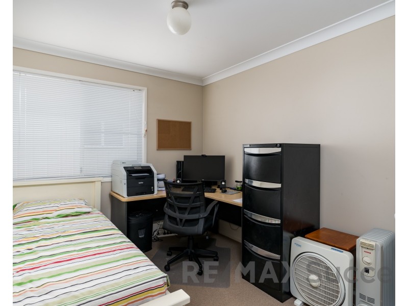 2 Walls Drive, Kearneys Spring QLD 4350