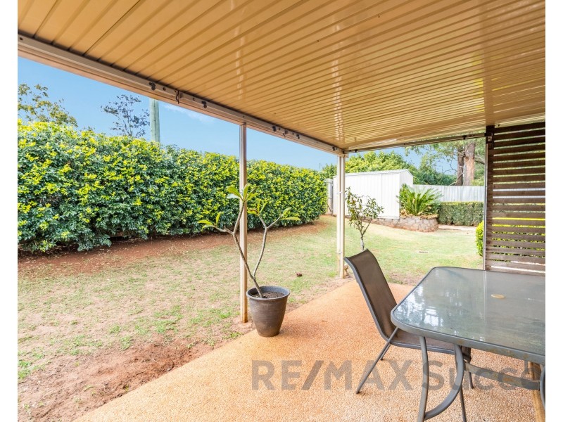 2 Walls Drive, Kearneys Spring QLD 4350