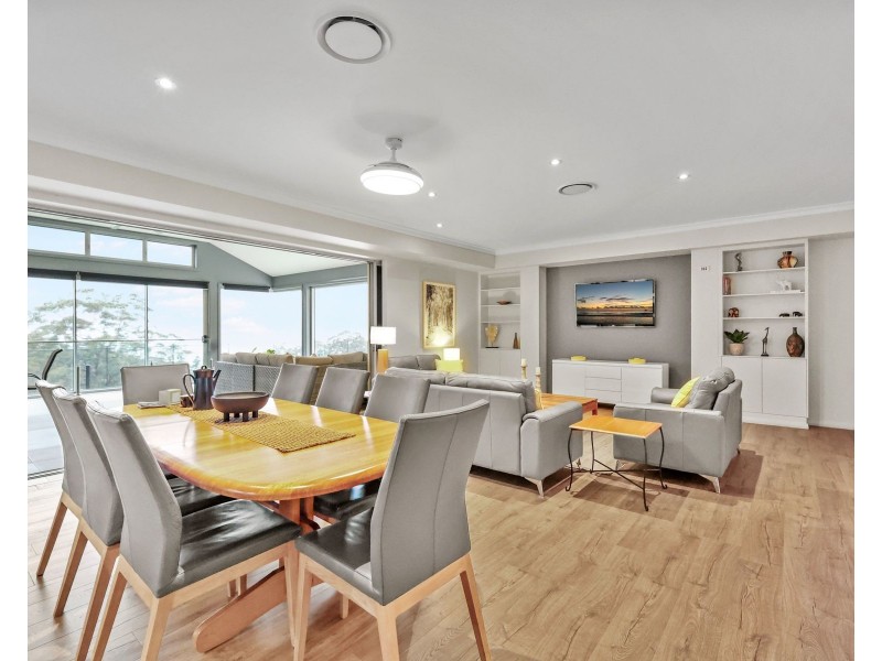 8a Flagstone Creek Road, Middle Ridge QLD 4350