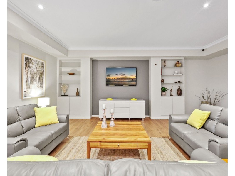 8a Flagstone Creek Road, Middle Ridge QLD 4350