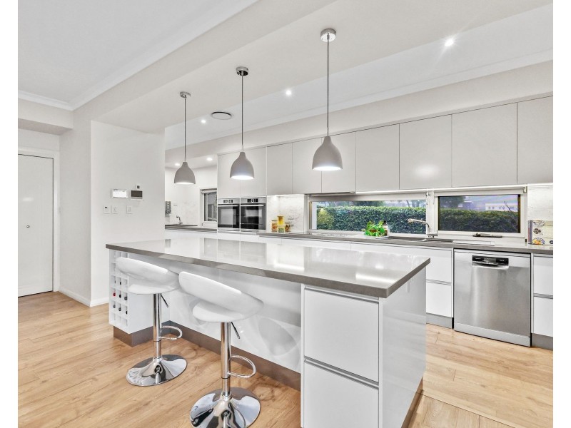 8a Flagstone Creek Road, Middle Ridge QLD 4350