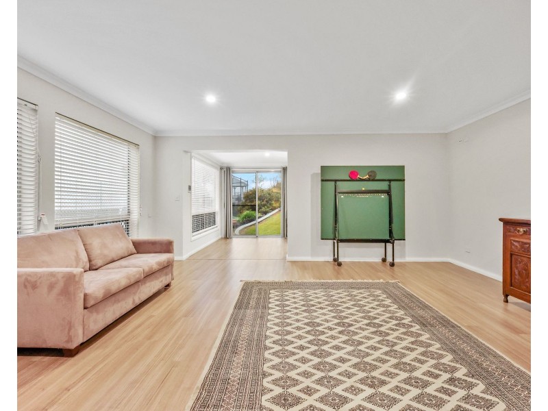 8a Flagstone Creek Road, Middle Ridge QLD 4350